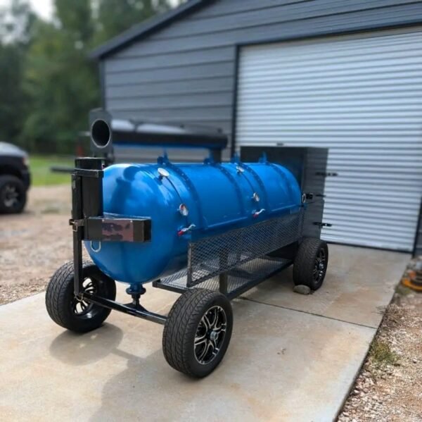 Custom 350 gallon smoker - Image 7